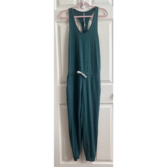 VUORI Jade Heather Drawstring Racerback Jogger Lux Jumpsuit - Picture 2 of 12